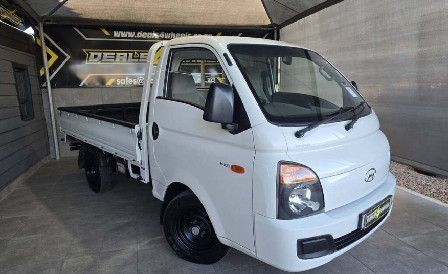 HYUNDAI H100 / BAKKIE