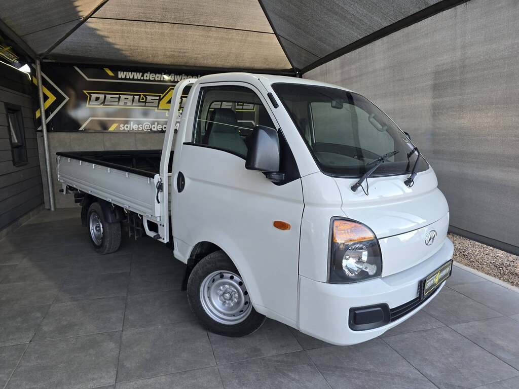 HYUNDAI H100 / BAKKIE